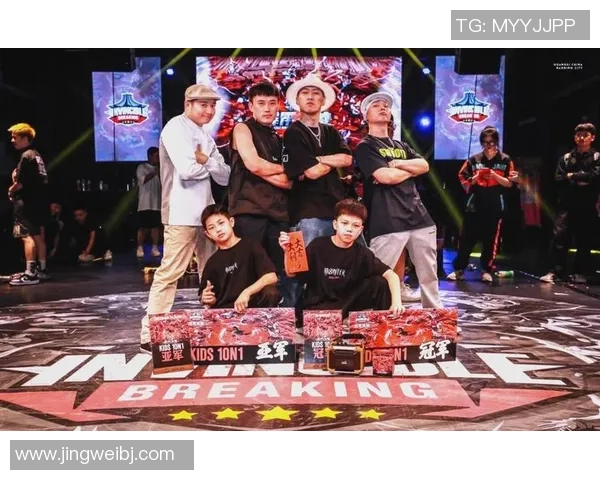 街舞精神:杭州街舞队的奋斗历程与梦想追寻 街舞精神:杭州街舞队的奋斗历程与梦想追寻